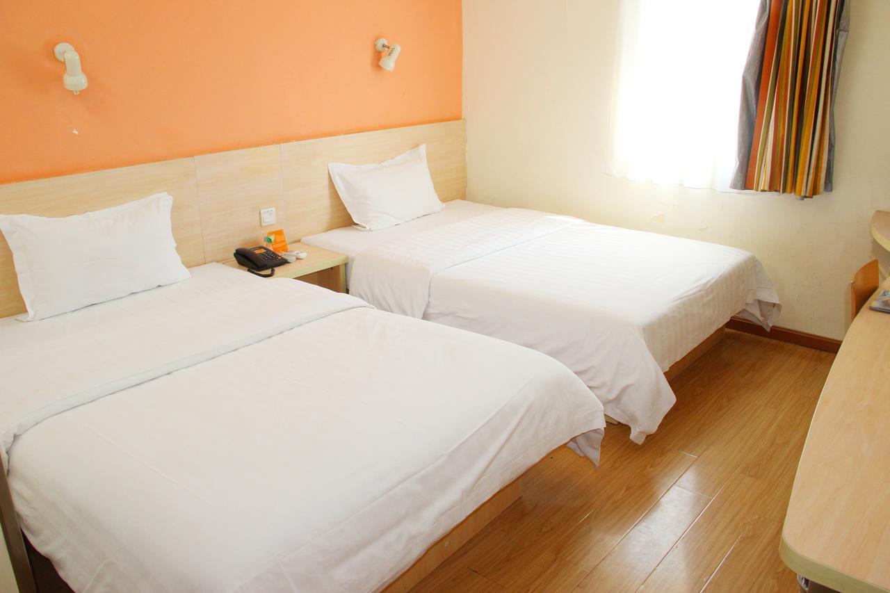 7Days Inn Beijing Yanqing Walmart エクステリア 写真