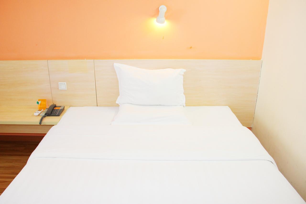 7Days Inn Beijing Yanqing Walmart エクステリア 写真